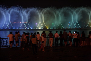 2012年5月29日 广东 肇庆市 七星岩广场夜景_28.jpg