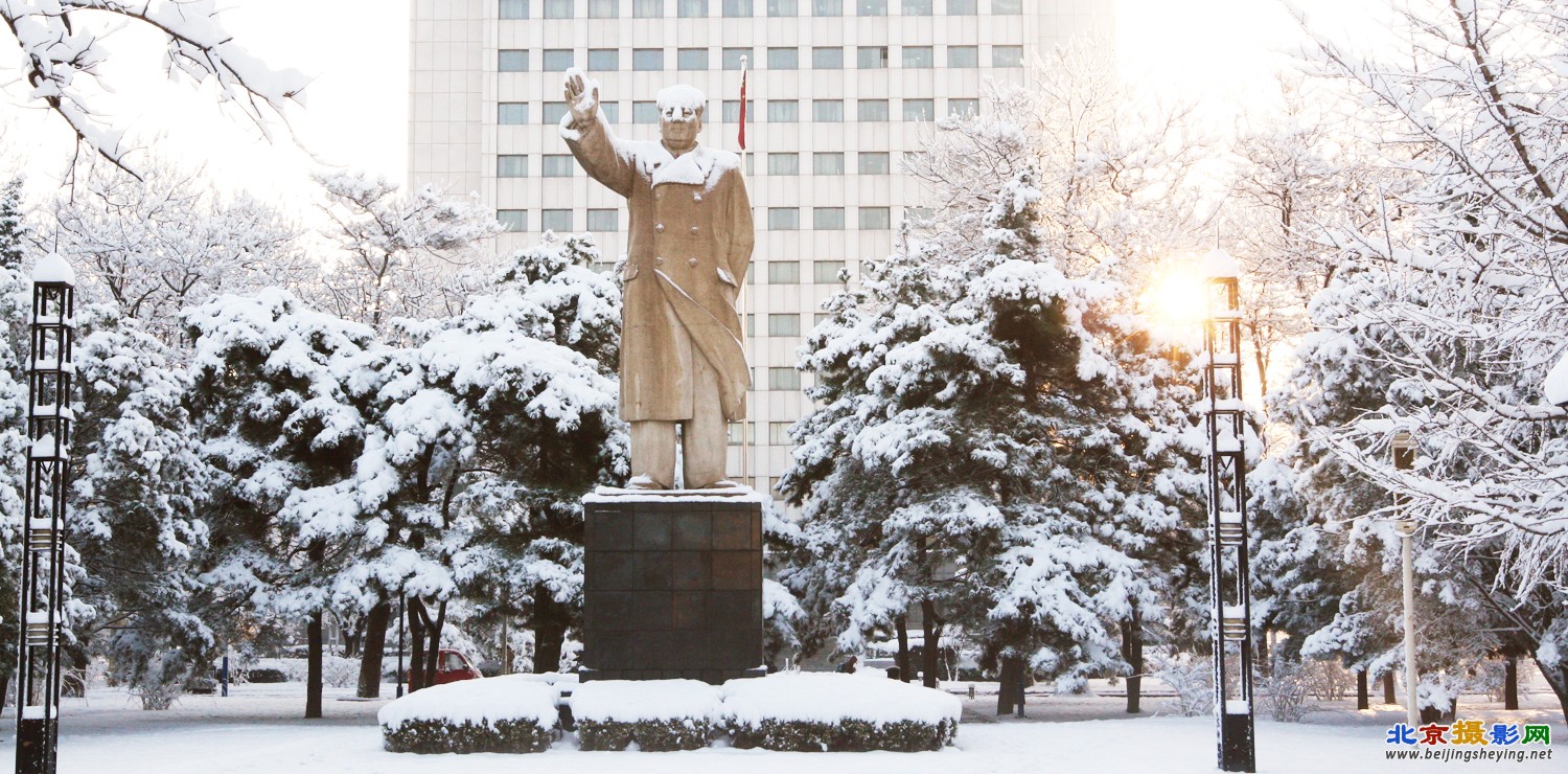 校园雪景_7024.jpg