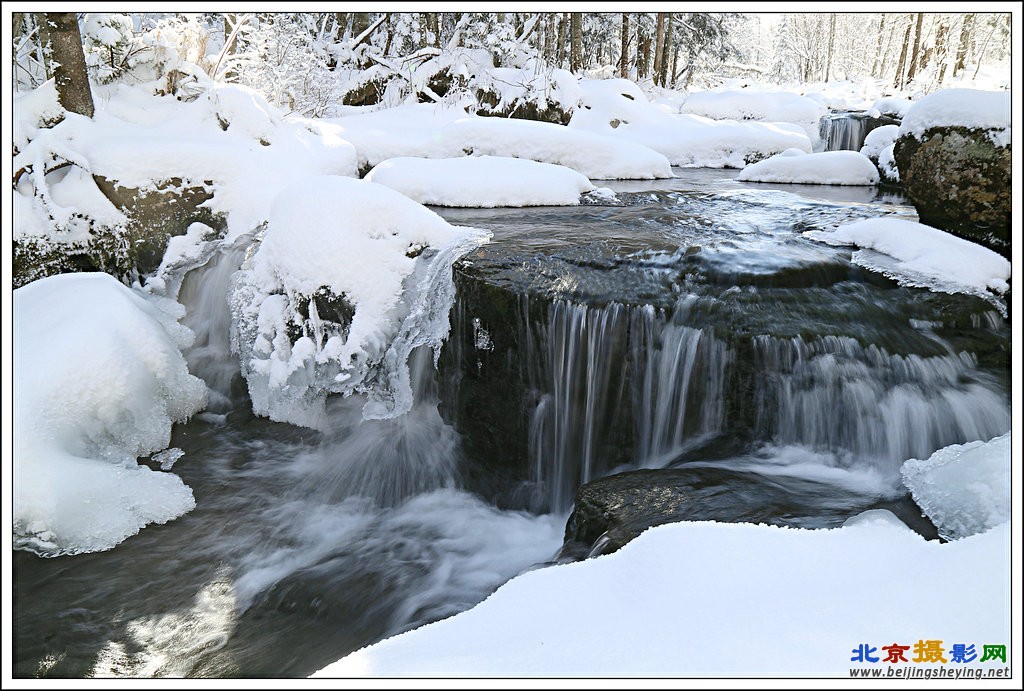 冬雪溪流_副本.JPG