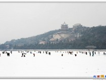 颐和雪景［湖上迎游人］