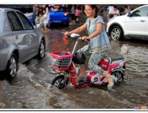 大雨过后的城市(二)