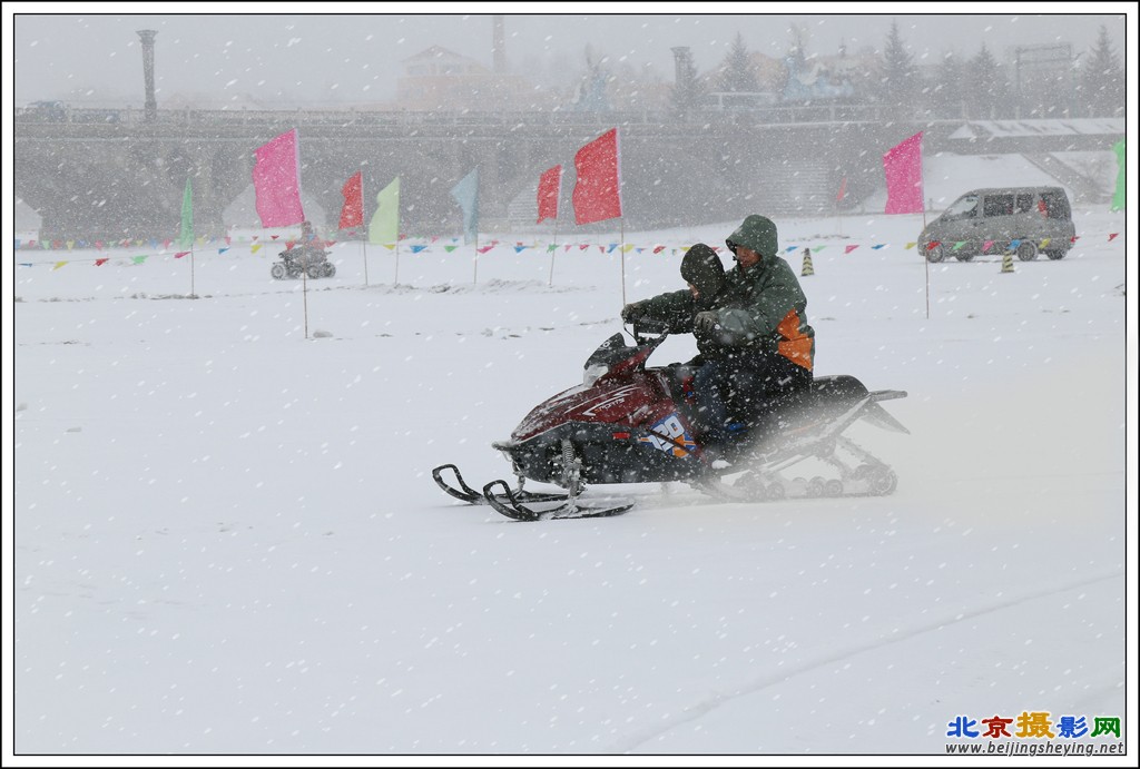 飞车戏雪.JPG